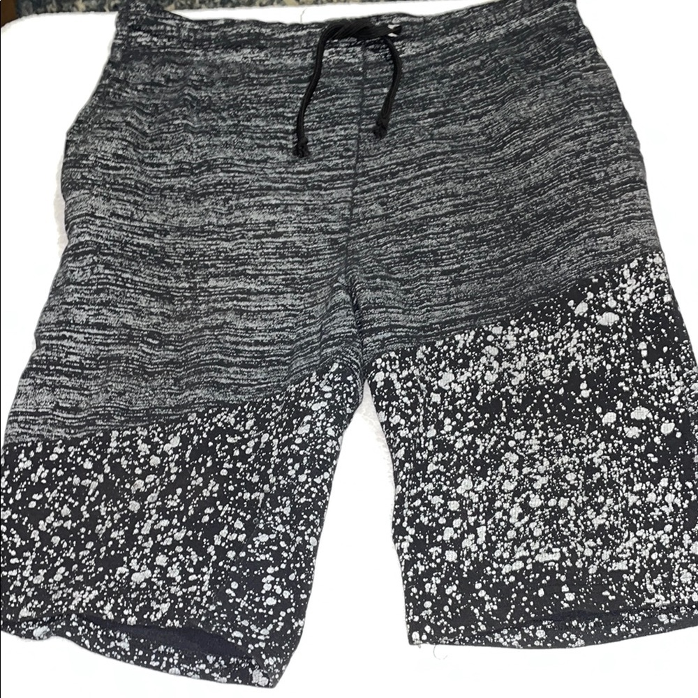 Rolling Paper Collectables 100% Cotton Shorts- Black & Gray